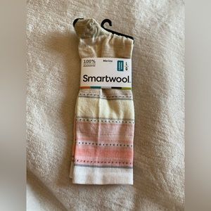 NWT Women’s Merino Smartwool size L socks